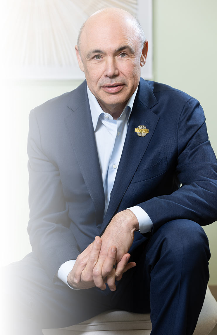 PORTRAIT IMAGE of Dr. Lipov representing his public speaking engagements.